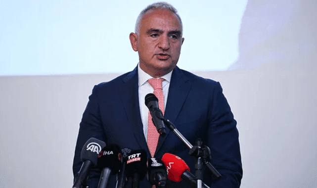 Bakan Ersoy: “Bu yıl 60 milyon yabancı turist gelmesini hedefliyoruz”