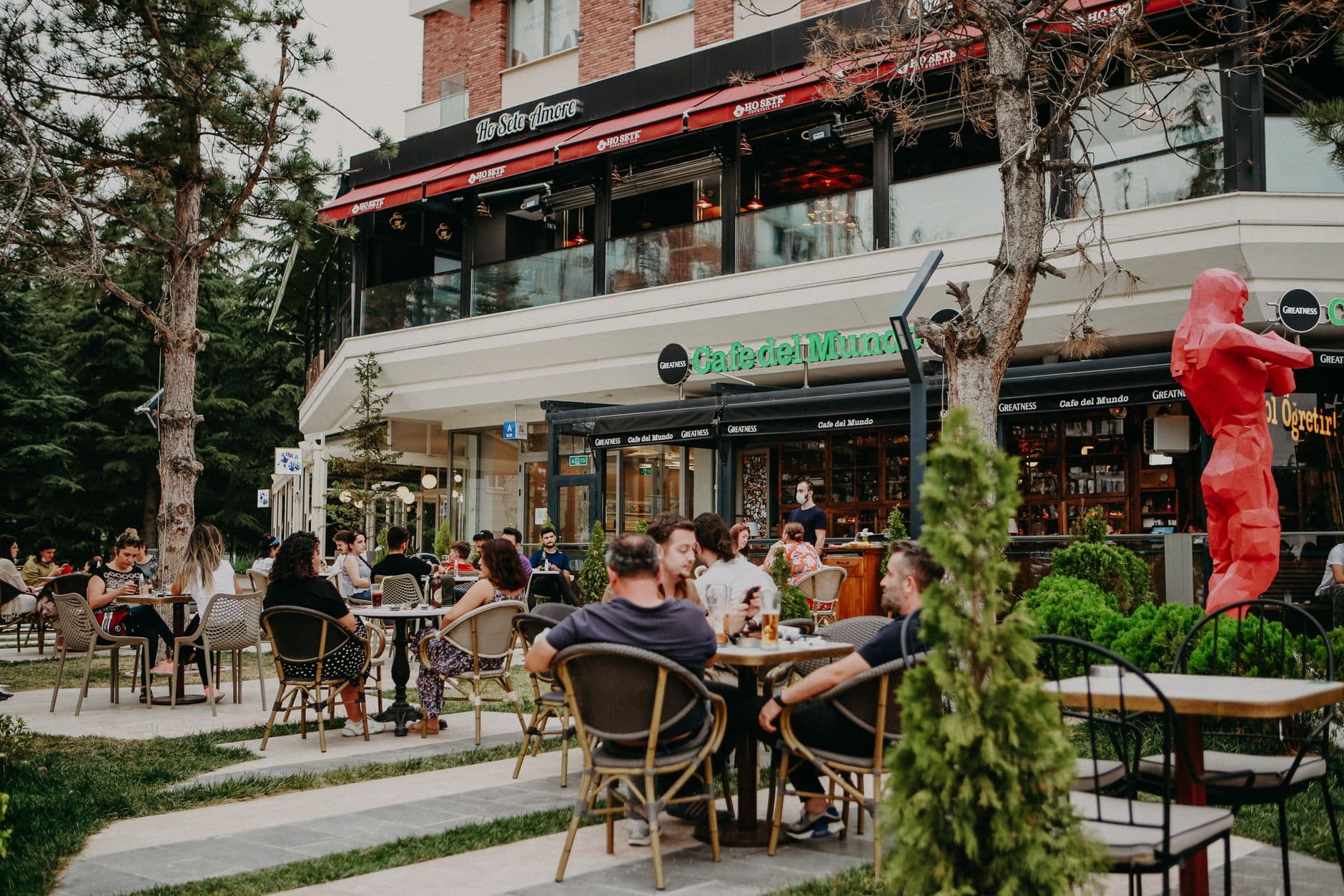 Yeme içme sektörü sosyalleşme mekanı olarak önem kazanıyor