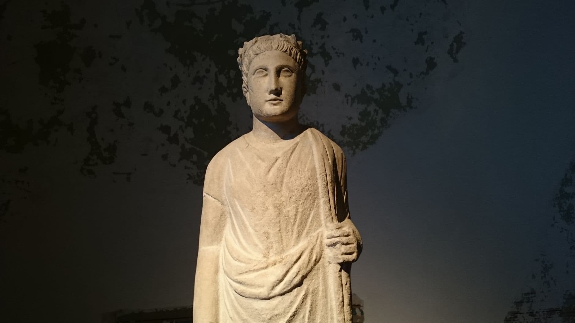 Aspendos'ta 1800 yıllık Asklepios heykeli grubu ortaya çıkarıldı