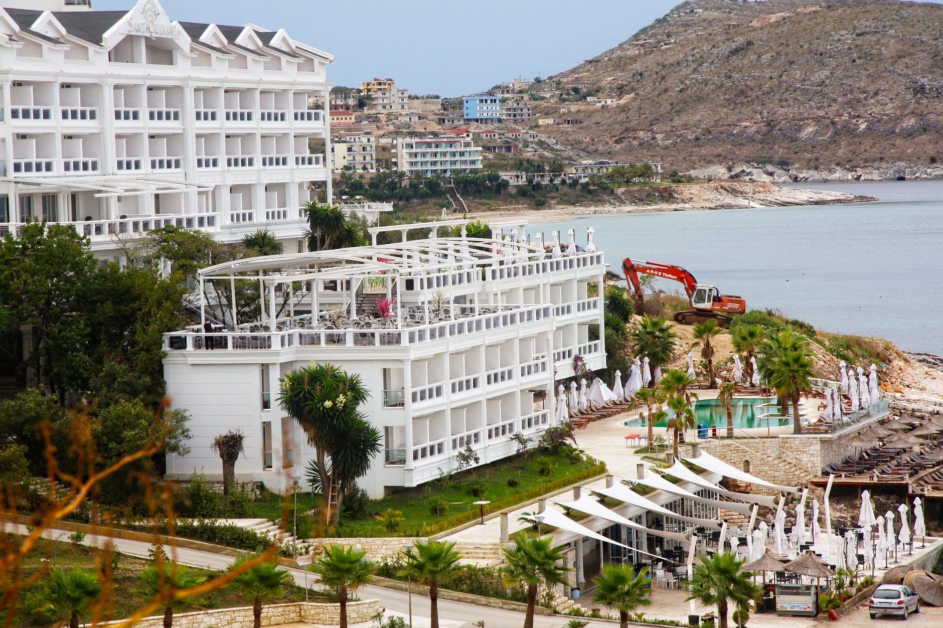 Belek'teki IC Hotels Santai Family Resort tadilat planını erteledi