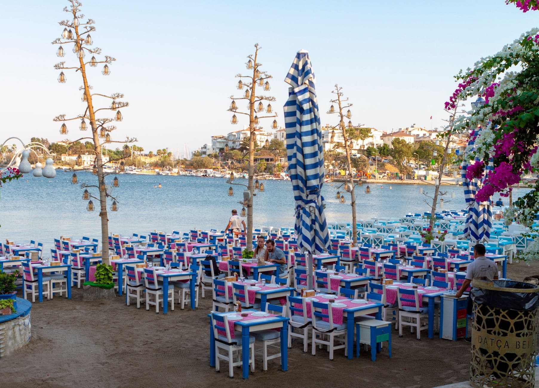 İngiliz turistler son dakika kararlarında Antalya'yı seçiyor