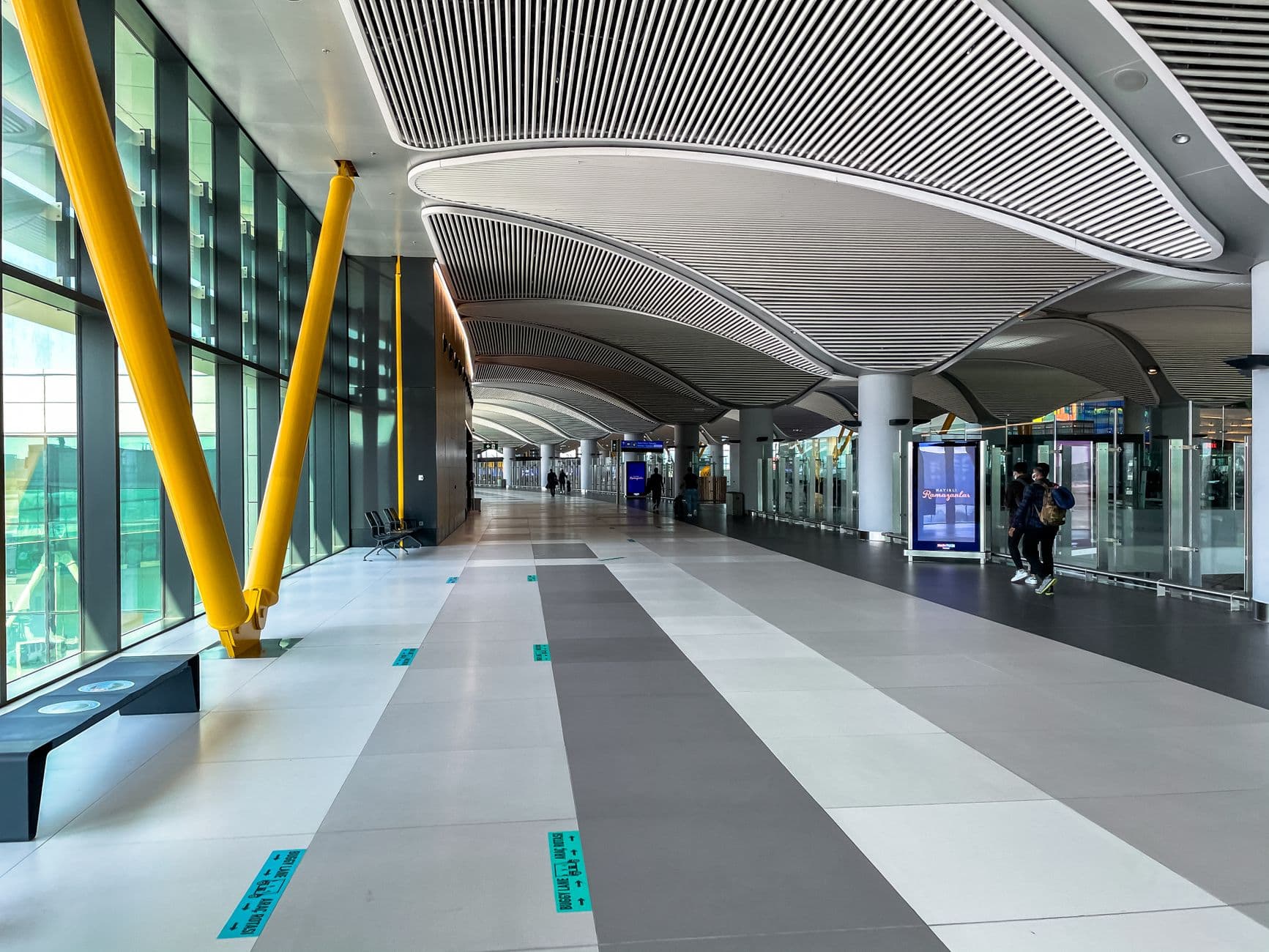 İstanbul Havalimanı Türkiye ve Avrupa'da günlük rekor kırdı: 1739 uçuş, 290 bin yolcu