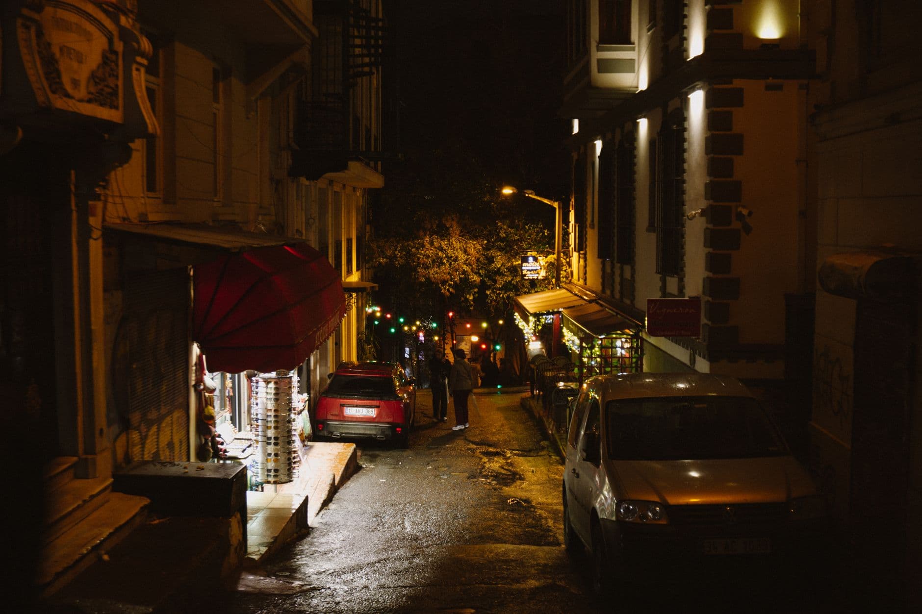 Kaleiçi'de gece saatleri nüfus 100 kat artıyor