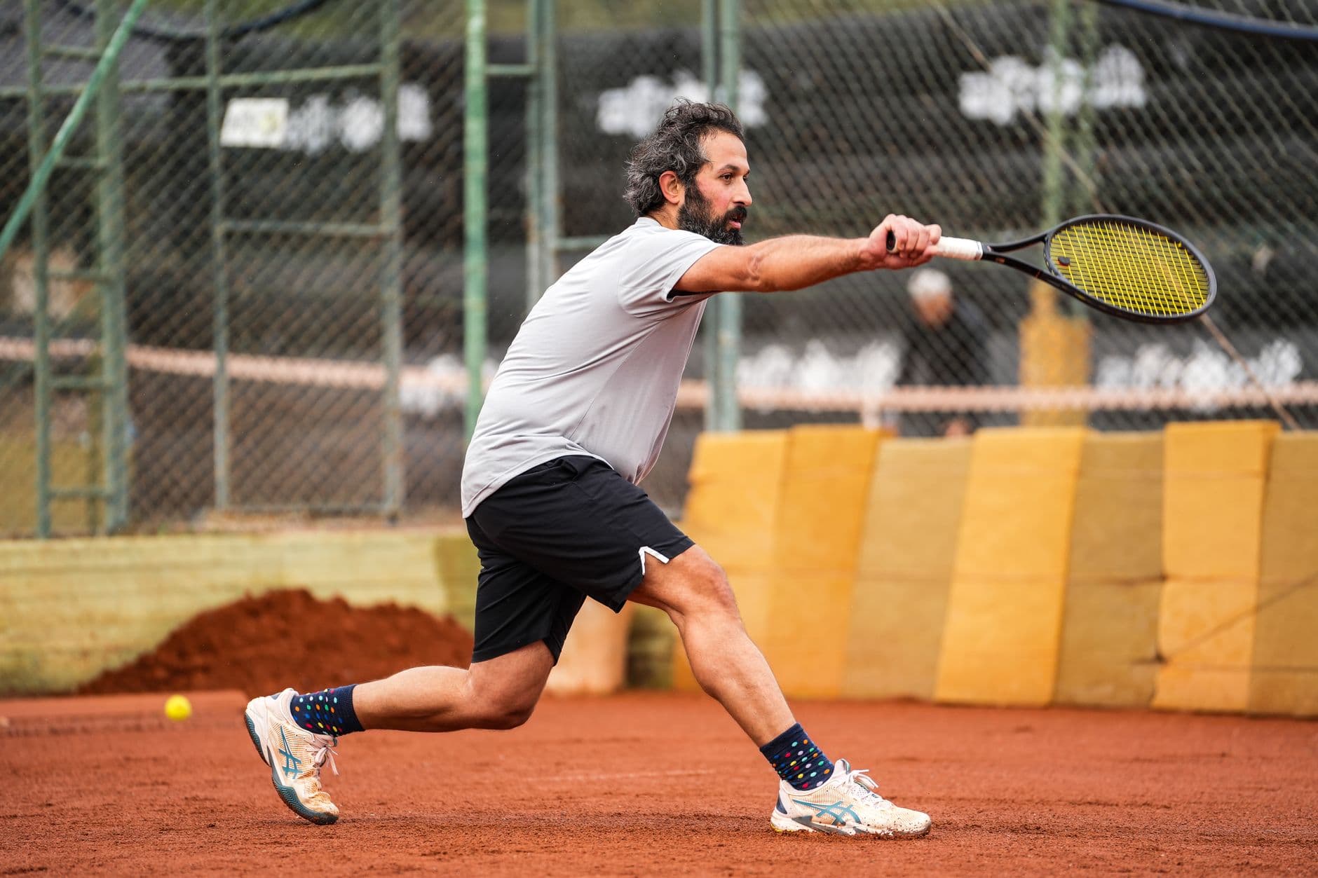 Tenis Federasyonu Başkanı Kemer'de Gençleri Spora Kazandırma Projelerini İnceledi